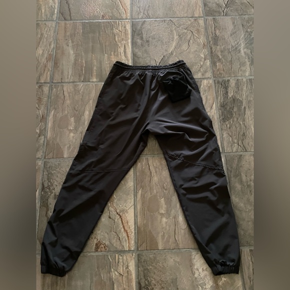 ‘Rawlings’ Athletic Sport Jogger. Size- US Men’s M. - Picture 2 of 6